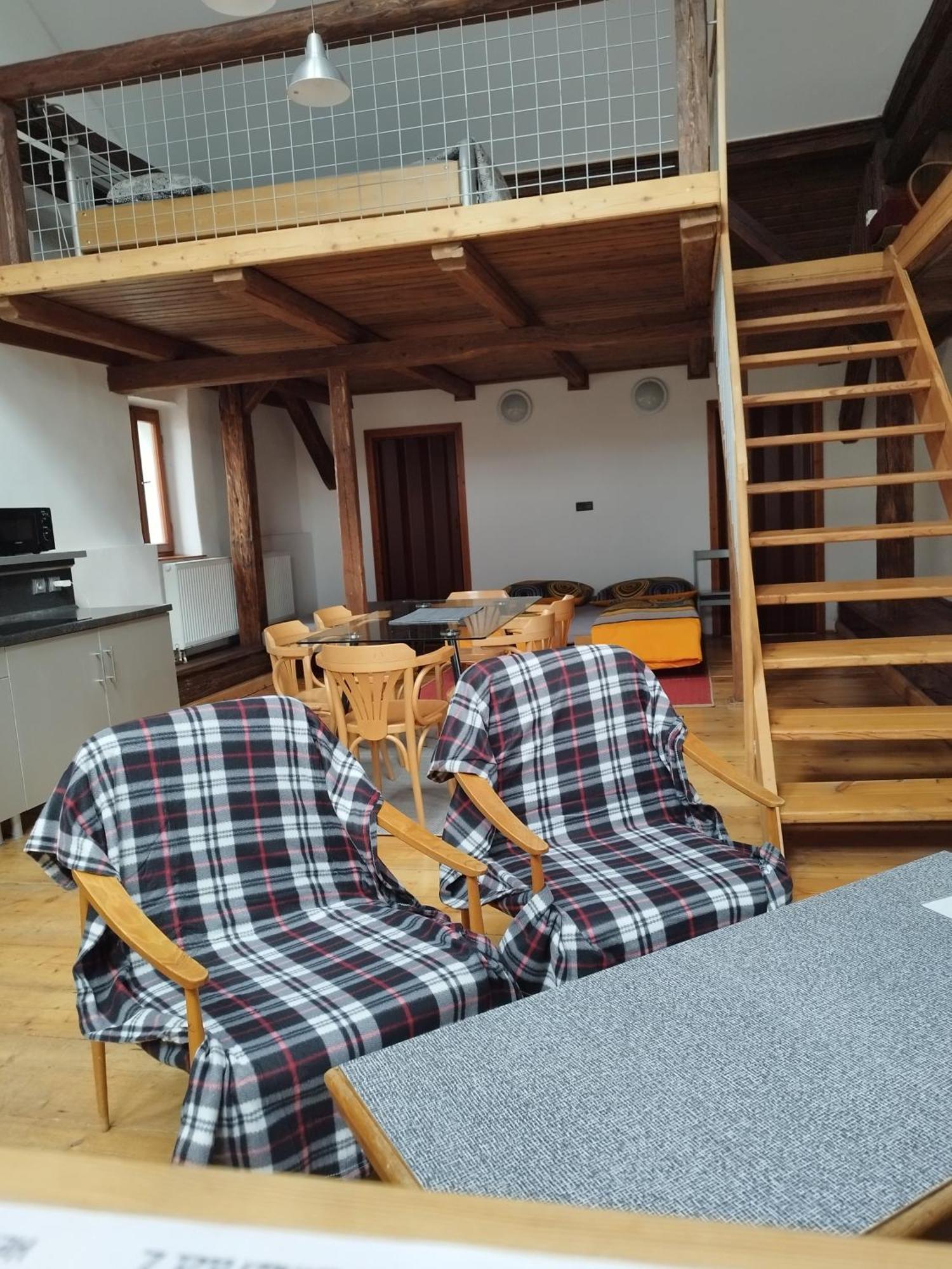 Apartman Horni Hermanuv Mestec U Chrudimi Екстер'єр фото